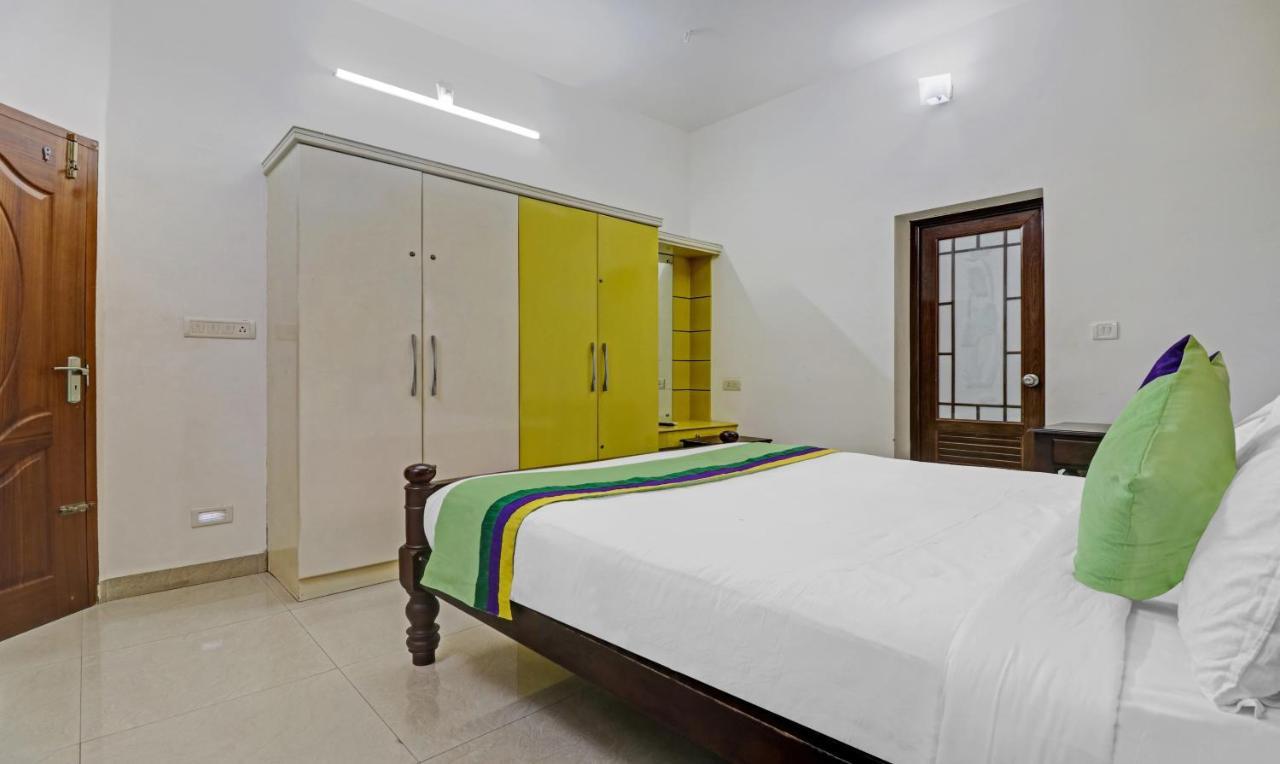 Treebo Backpackers Inn Kochi Exteriör bild