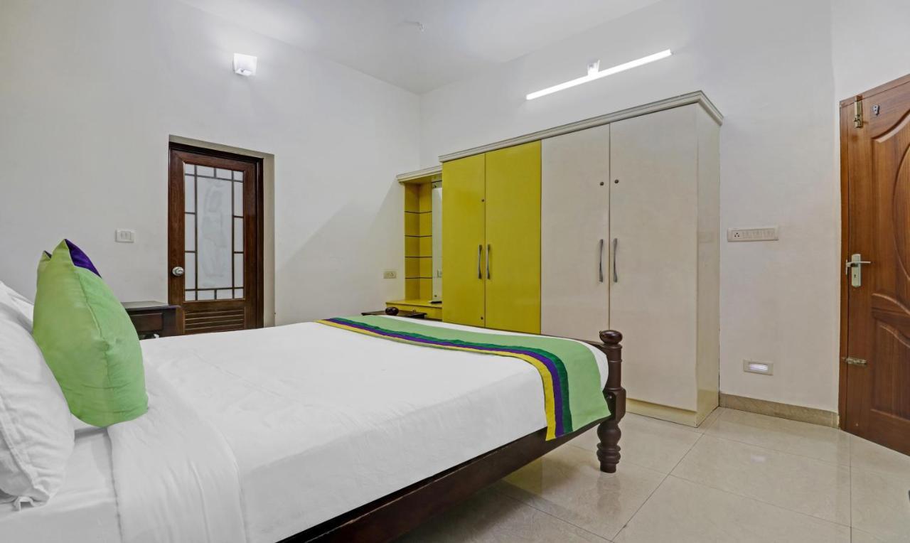 Treebo Backpackers Inn Kochi Exteriör bild